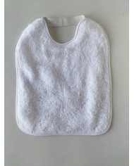 BABERO GOMA CUADRADO PASTEL PLÁSTICO