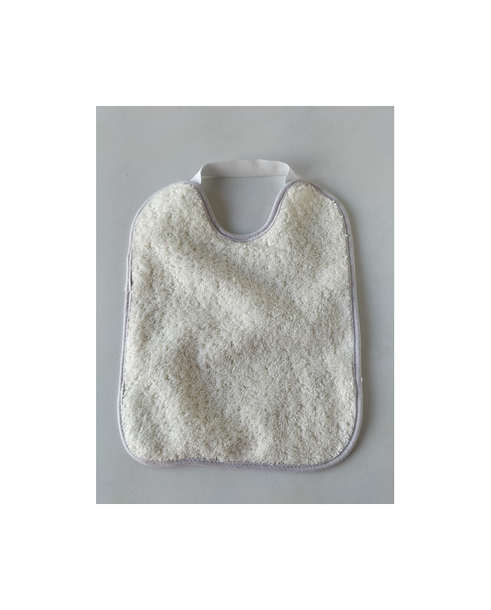 BABERO GOMA CUADRADO PASTEL PLÁSTICO