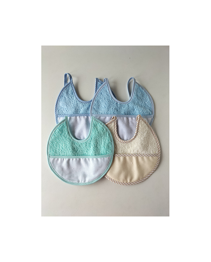 Babero redondo panamá plástico