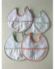 Babero redondo panamá plástico